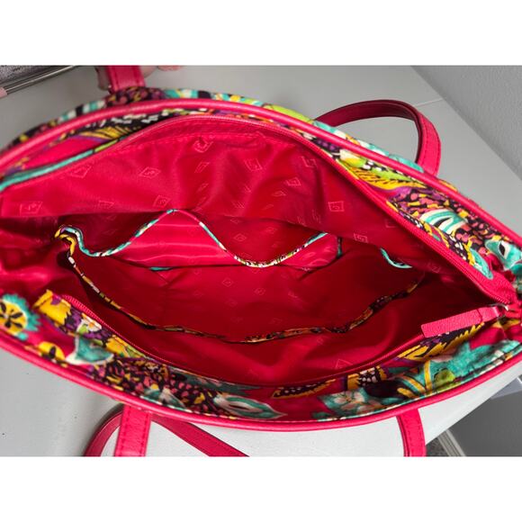 Vera Bradley Rumba quilted tote purse zip close vegan leather bottom & straps - Picture 9 of 12